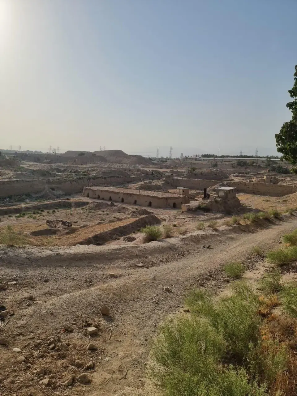 کارخانه آجر الوند (نادر)