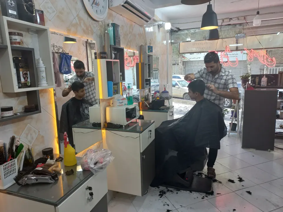 آرایشگاه کامران