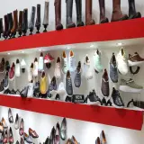 تولیدی کفش لکا