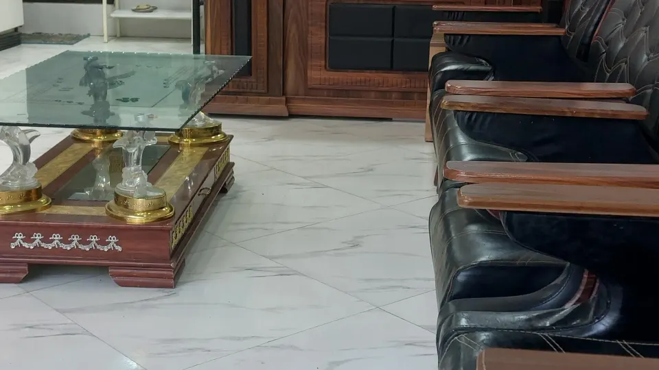 مشاور املاک گنجنامه
