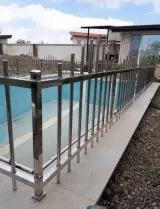 نرده استیل اسپاد در باغستان