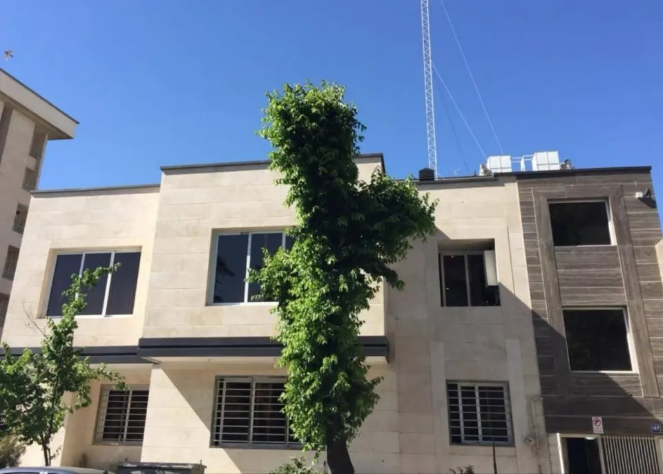 دفتر مرکزی مدیاموتورز (MG)