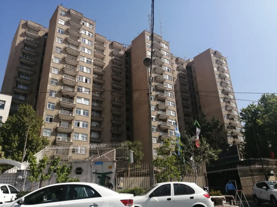 ساختمان شاهد مرکز مخابرات استان تهران