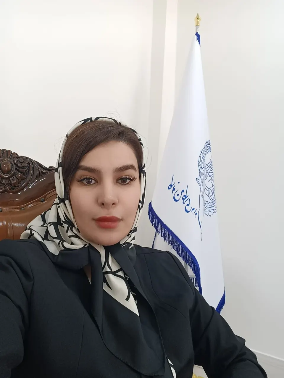 وکیل نفیسه زائری
