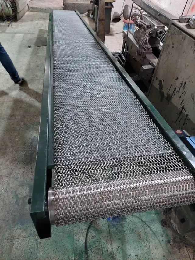 رولیک پیشتاز