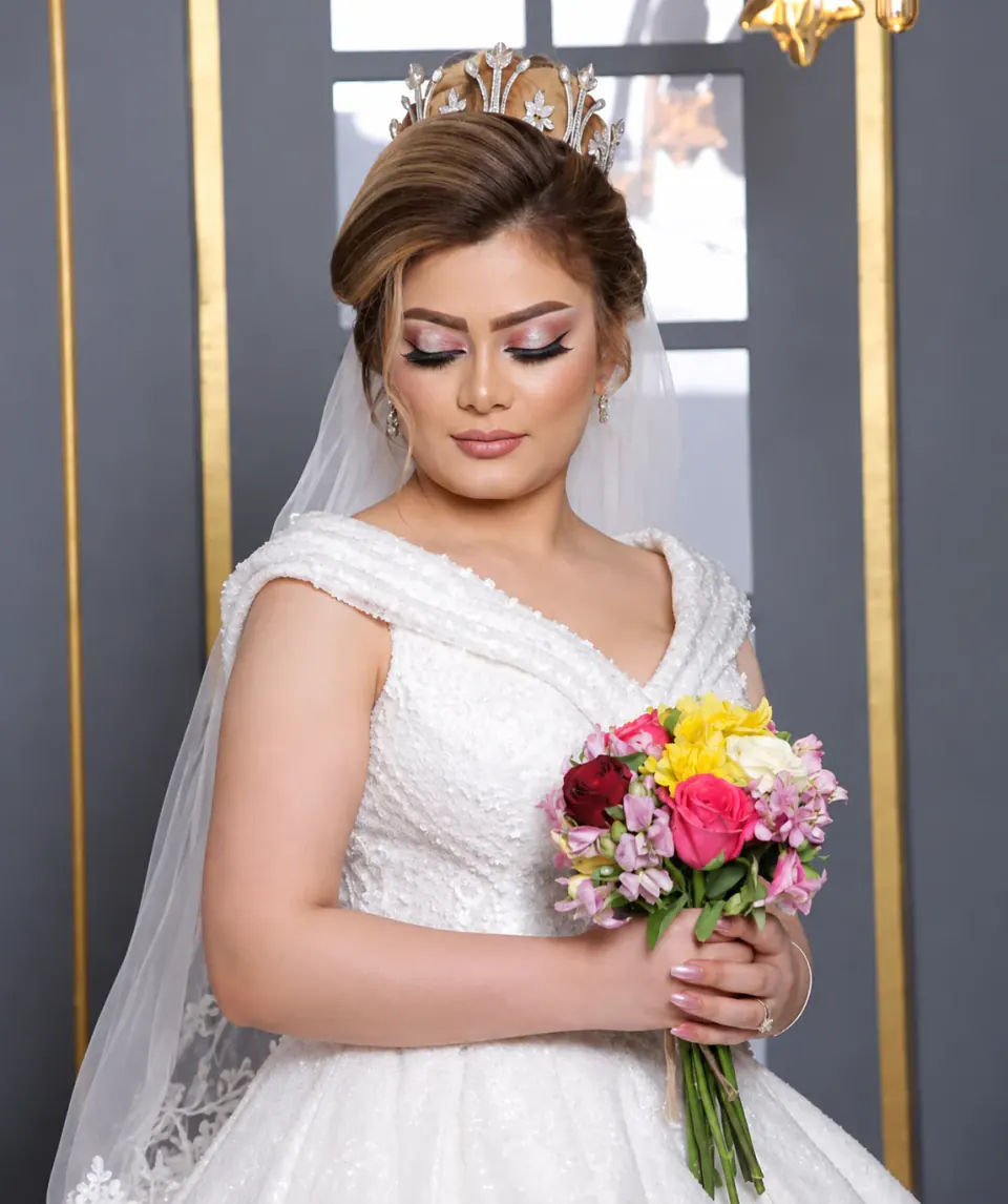 سالن زیبایی لبخند عروس