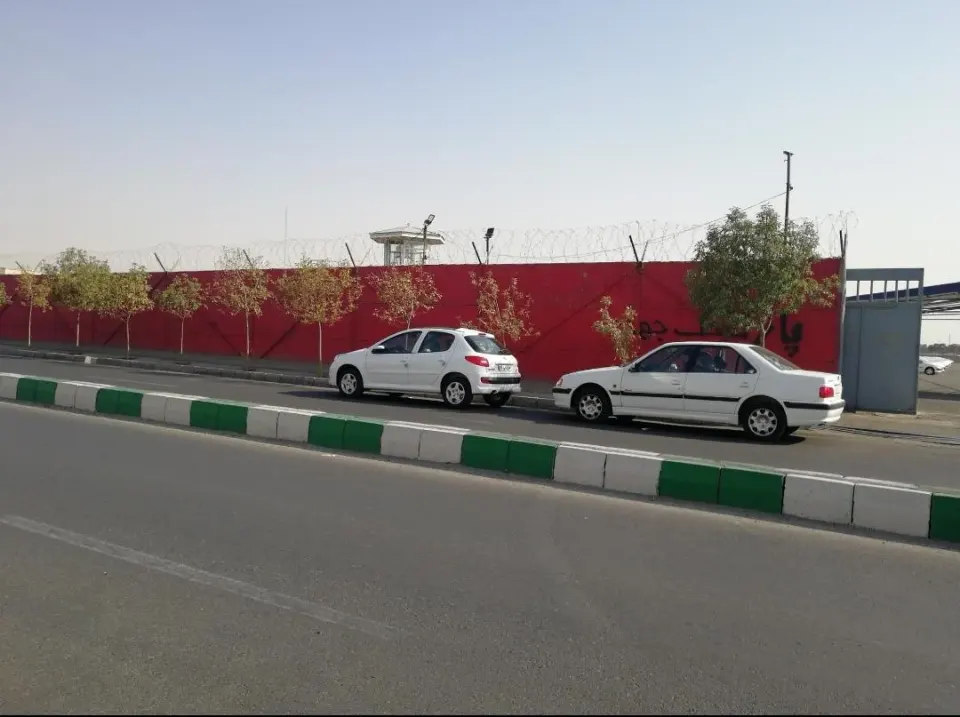 پارکینگ جهاد ایرانخودرو