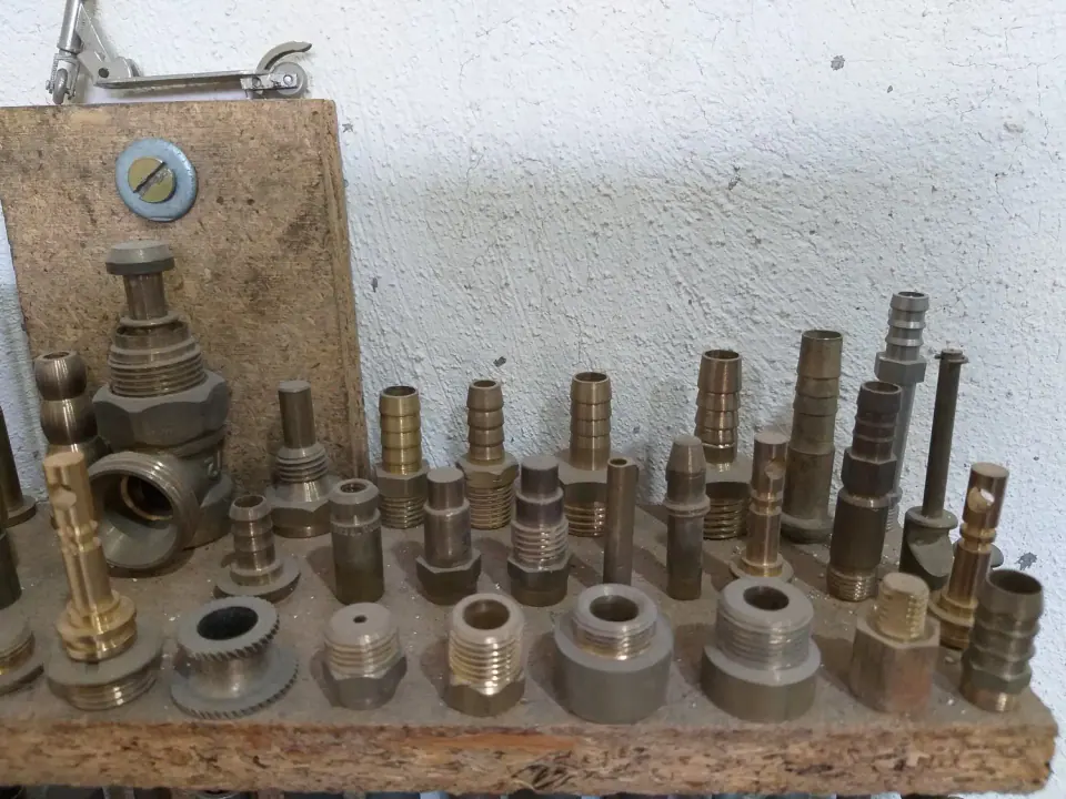 قطعه سازی قلی خانی (سری تراشی تراب و cnc)