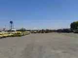 پارکینگ و سکوی بارگیری مسعود زندیه