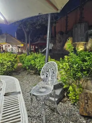 رستوران شاهکار