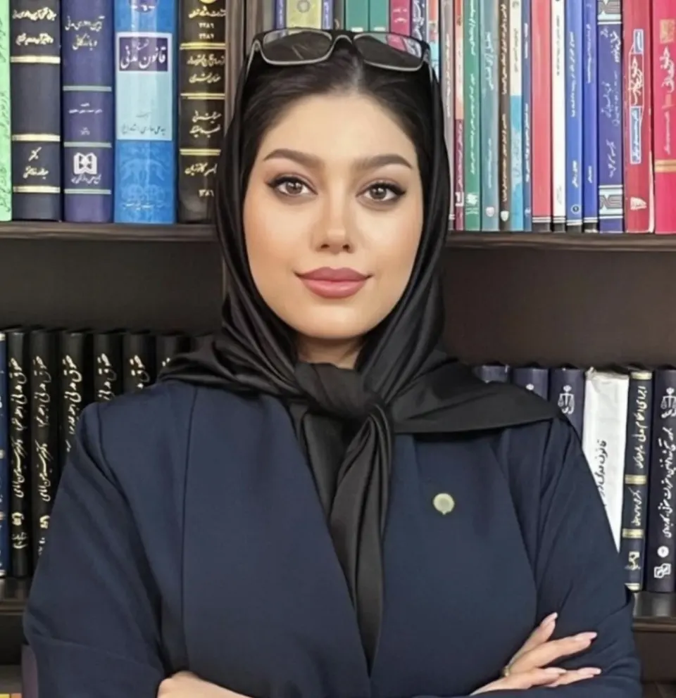 وکیل نسترن سوری