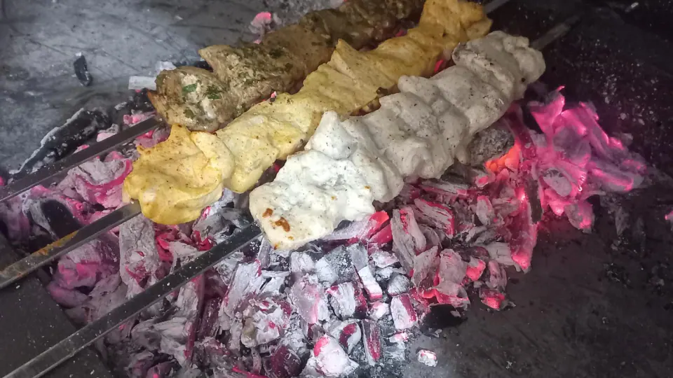 رستوران آریا