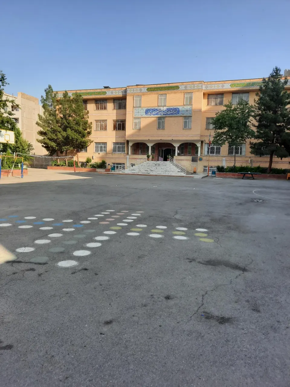 دبیرستان حاج عباسقلی رهگذر