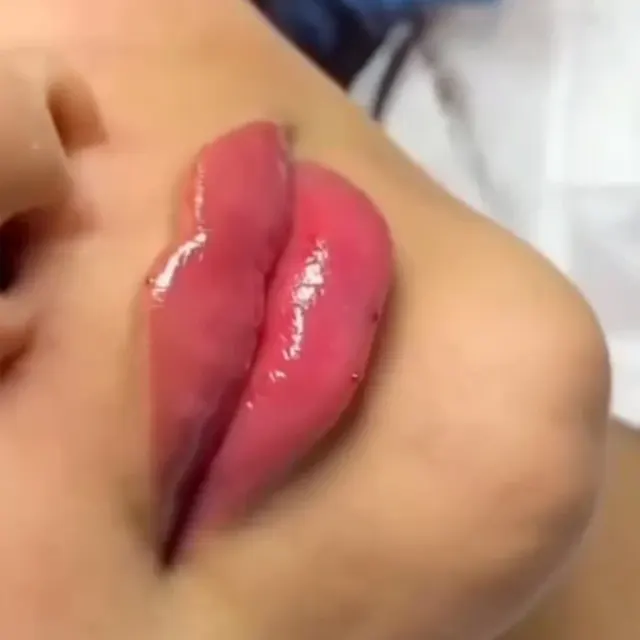 کلینیک زیبایی دکتر فرناز دباغی