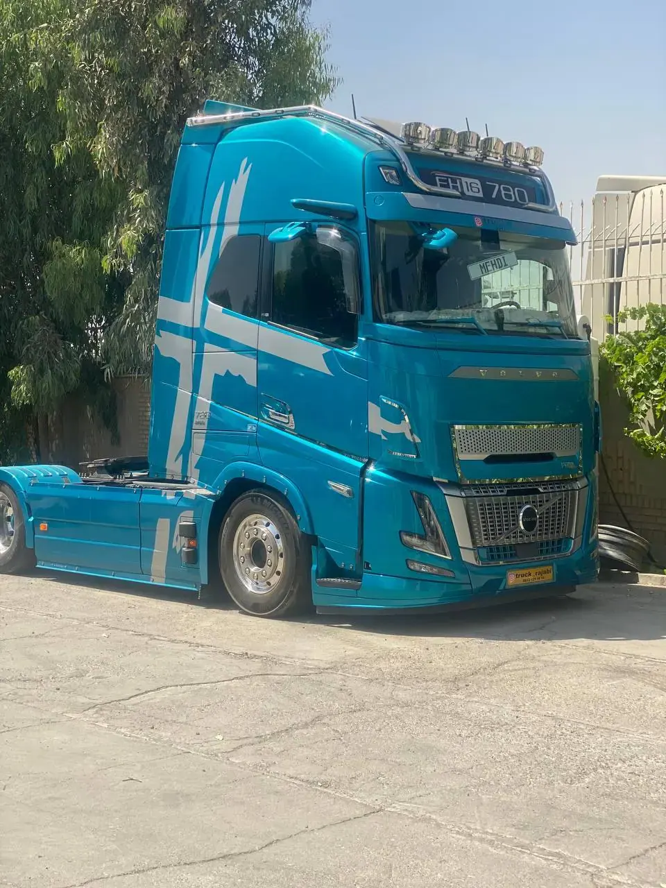 نمایشگاه و بازرگانی رجبی
