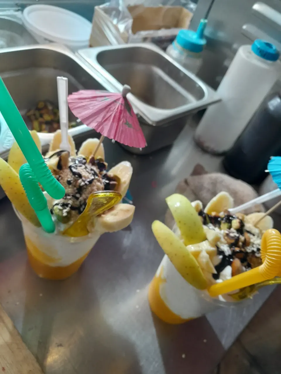 بستنی و آبمیوه کولاک