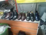 تعمیرات کیف و کفش آوا