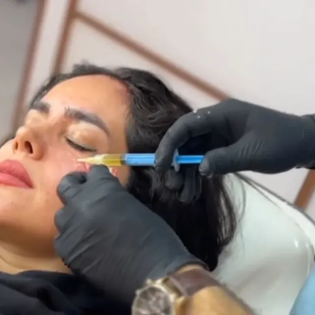 کلینیک زیبایی دکتر محمدرضا کشاورز