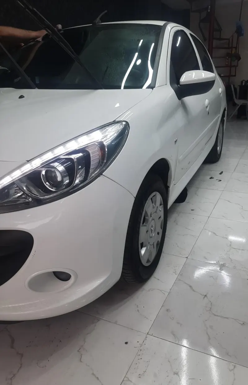 دیتیلینگ تخصصی خودرو دکتر کار