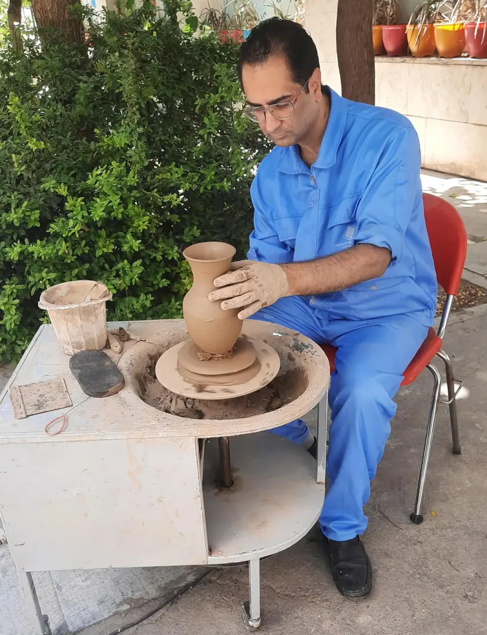 کارگاه سفالگری جلال عالم رجبی