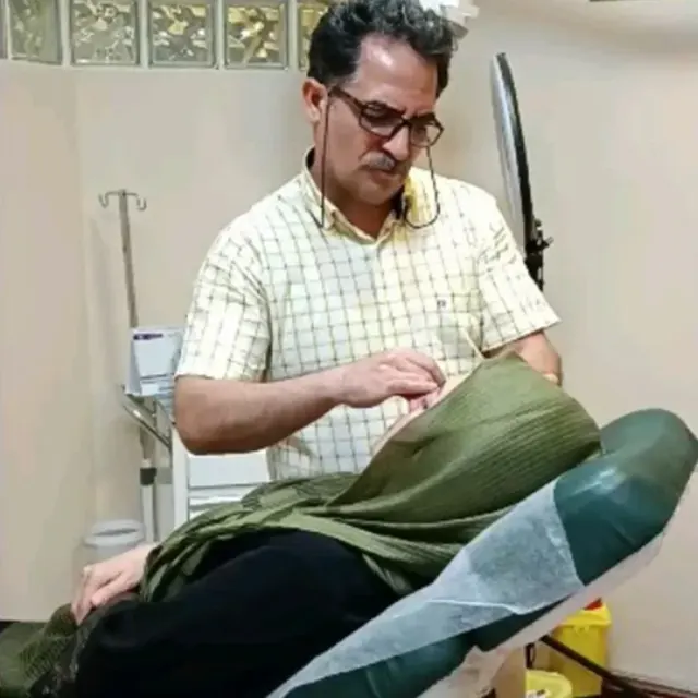 دکتر عباس بی غم