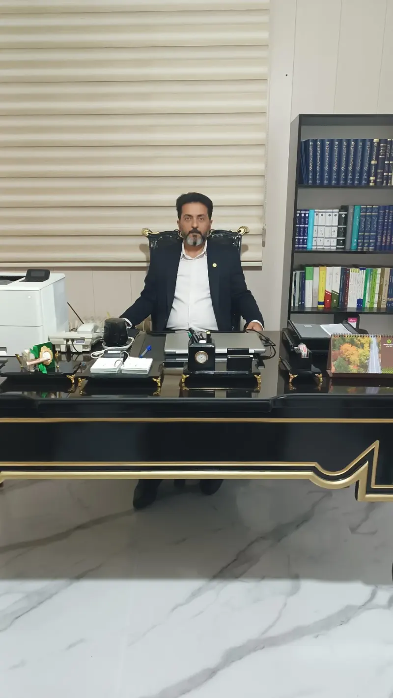 وکیل دادگستری