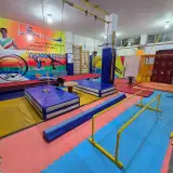 مدرسه ژیمناستیک اقتدار (آقایان و بانوان)