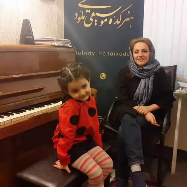 آموزشگاه موسیقی ملودی