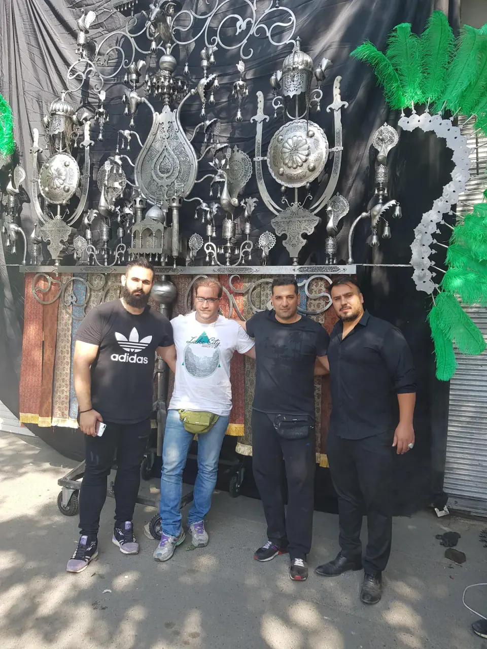 علامت سازی حاج محمد و کاظم جوادی