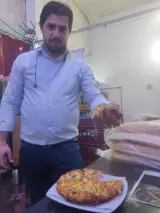 پیتزا ساندویچ یکی یه دونه