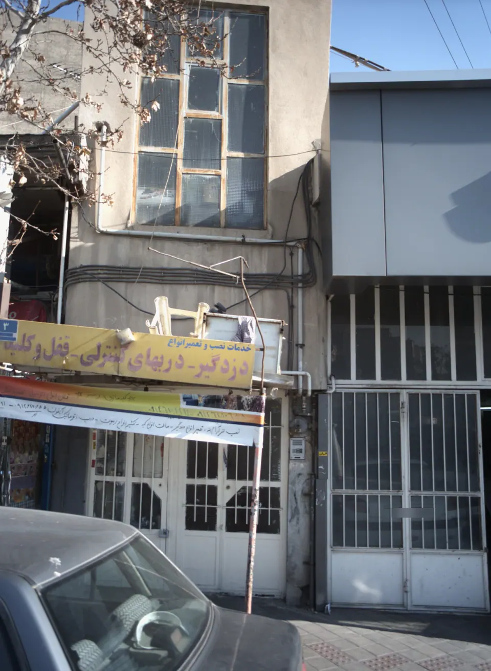 نصب و تعمیر دزدگیر دربهای کنترلی