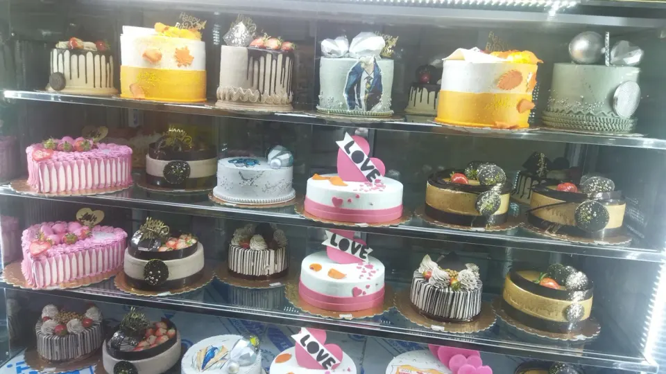 شیرینی فروشی پاندا