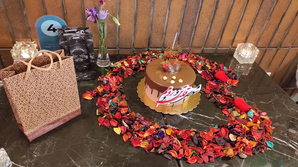 کافه قنادی 333 در مدائن تهران