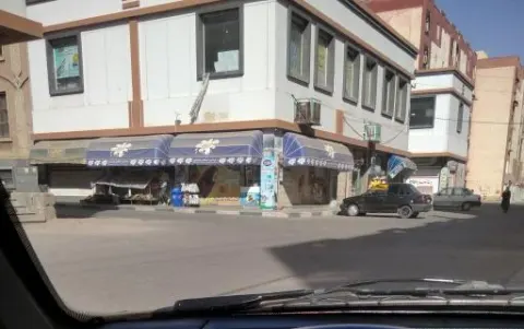 هایپر مارکت دوستان