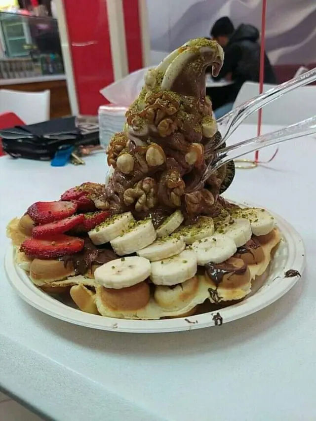 بستنی وافل لته