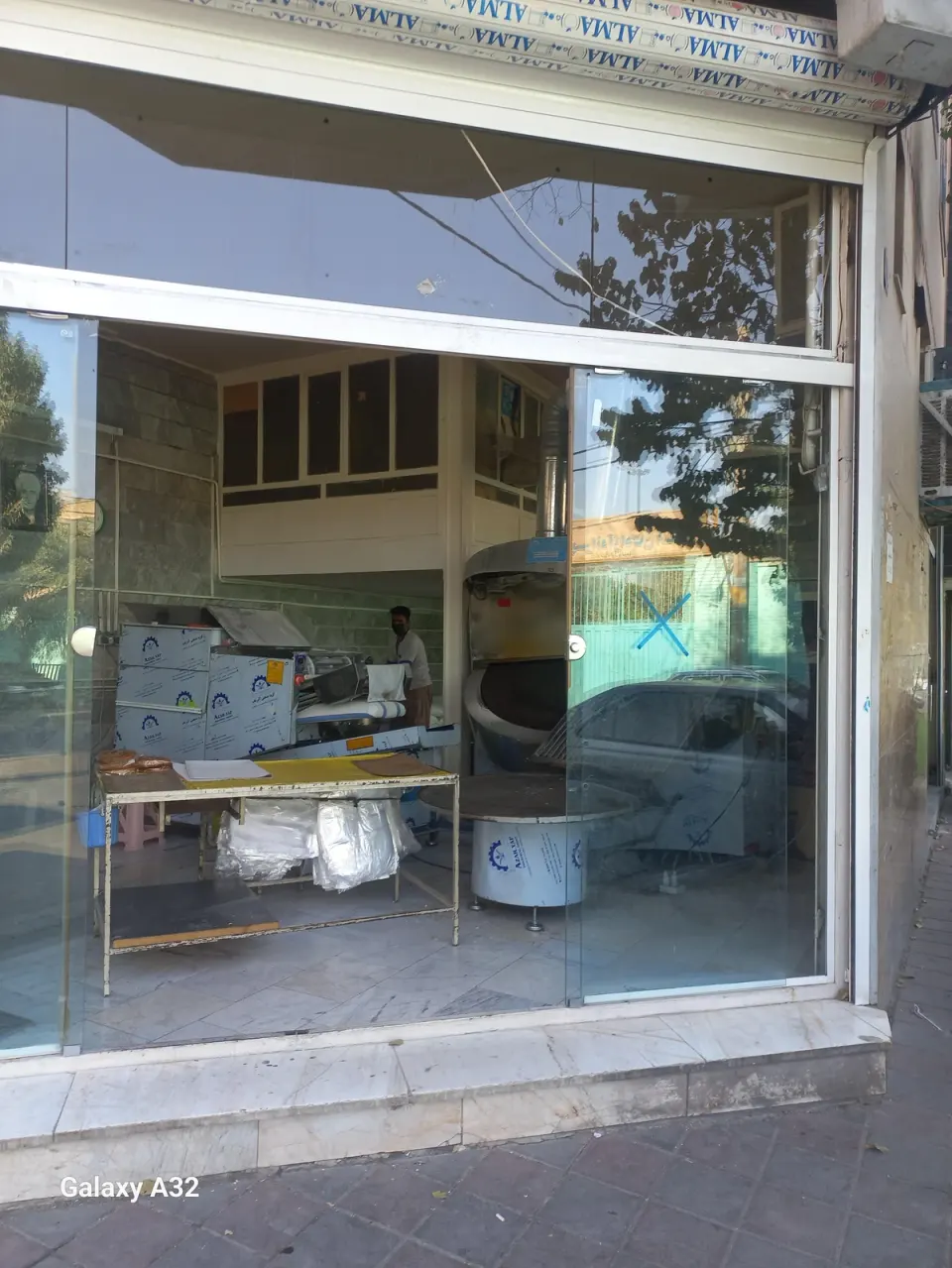 نانوایی لواش نادر