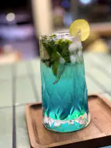 کافه سنتی یاقوت