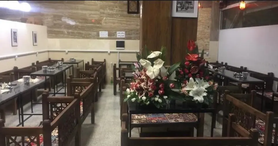 چایخانه سنتی نارونِی