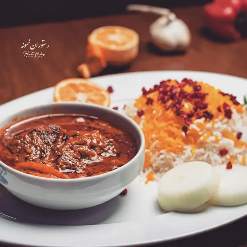 تالار و رستوران نمونه