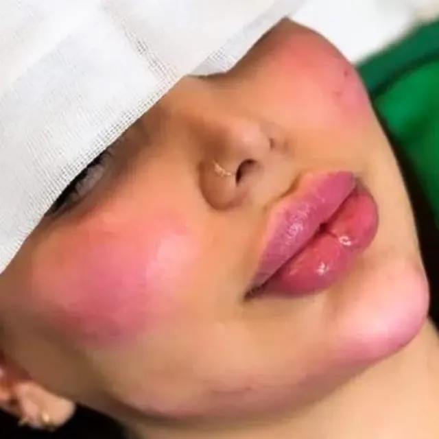 کلینیک زیبایی الماس