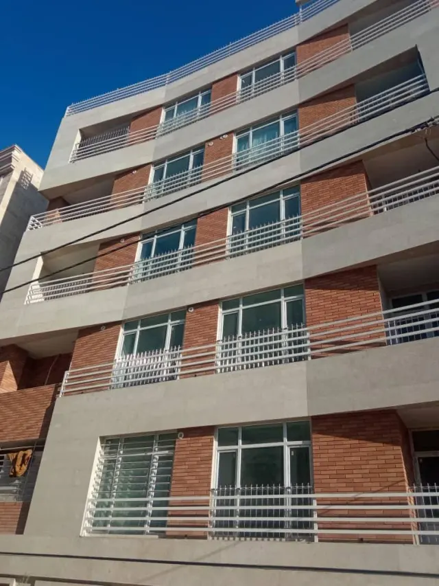 تولید درب پنجره upvc و توری پلیسه وینتا پارس طاعتی