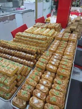 شیرینی وبستنی سولماز