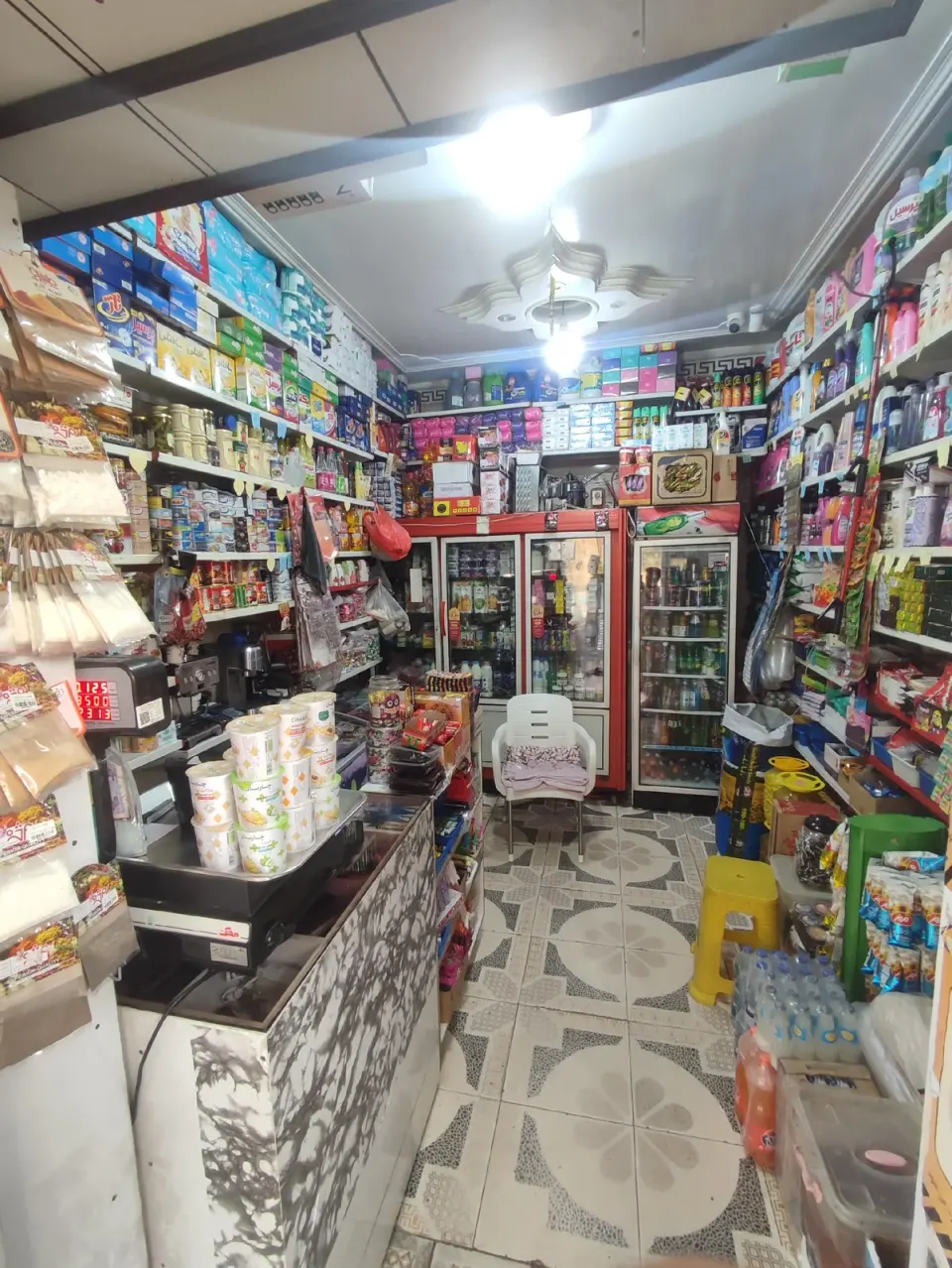 سوپر مارکت محله