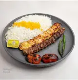 رستوران و بیرون بر ماکان (کیانفر)