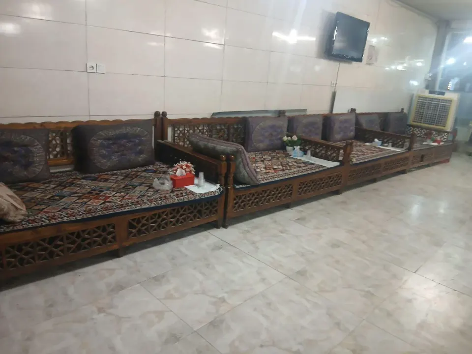کباب ترکی و سلف سرویس پت و مت