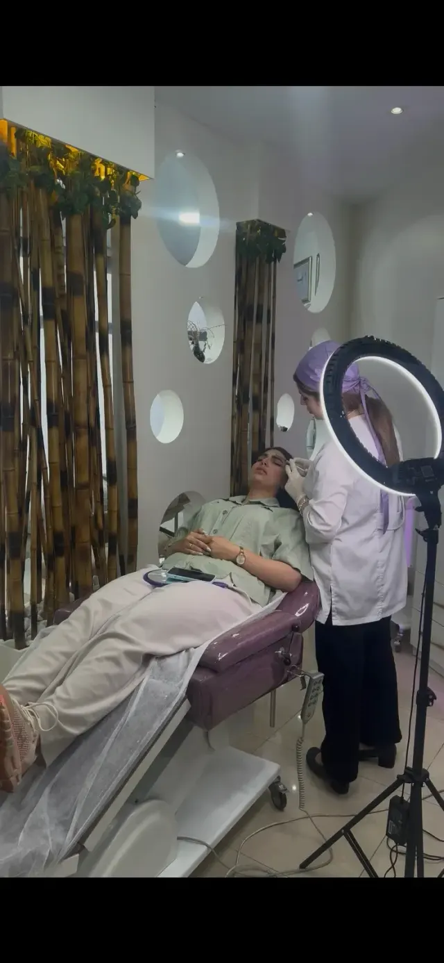 کلینیک زیبایی علیسا