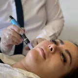 کلینیک لیزر و زیبایی پرتو در منطقه ۲ تهران