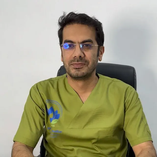 کلینیک زیبایی دکتراحمد فر