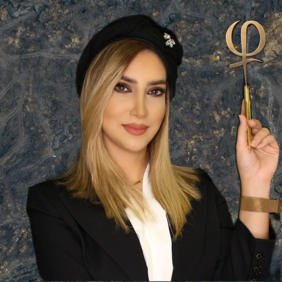 راهیل ملک ـ آرتیست رسمی آکادمی فی و اسیست شیدینگ ایران