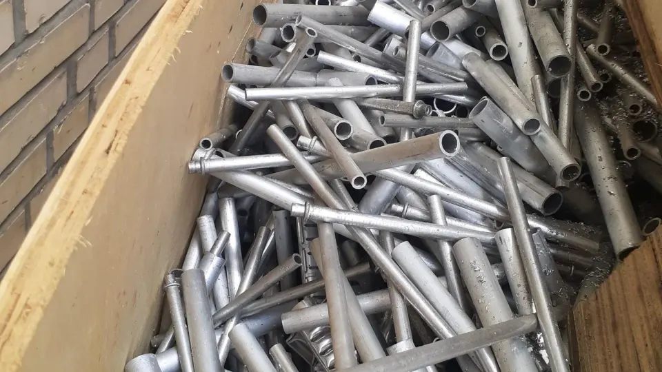 گروه آلوم شمش بیاتی